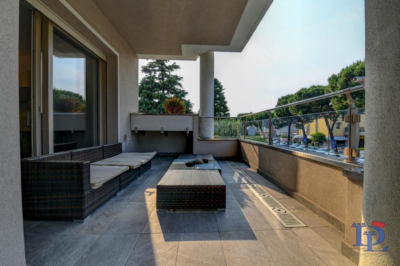 Desenzanoloft Official Partner Marriott Homes & Villas - Oscar Luxury Suite Desenzano del Garda Exterior photo