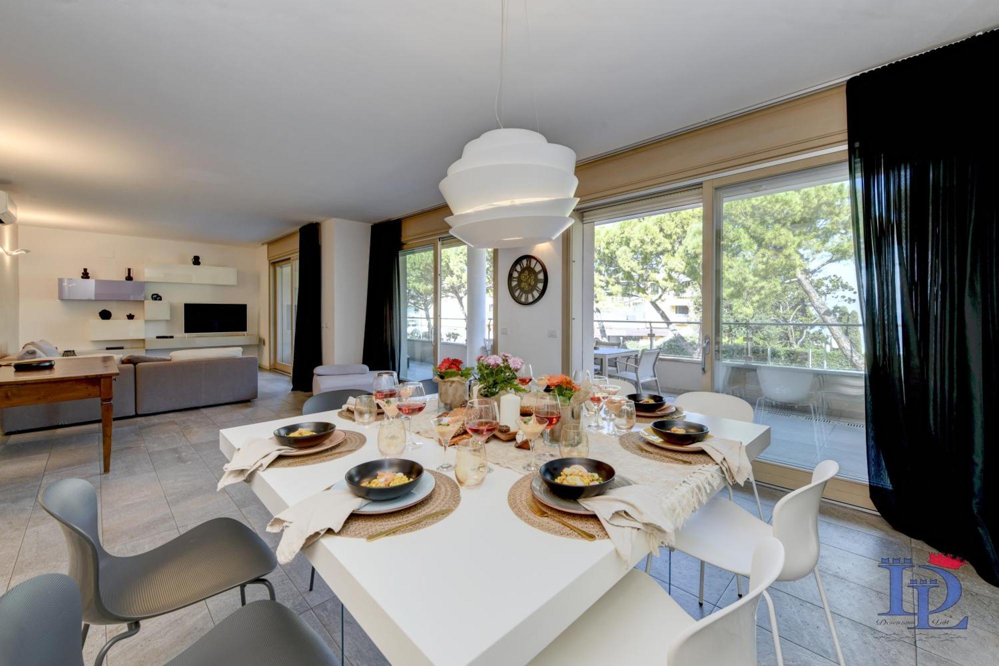 Desenzanoloft Official Partner Marriott Homes & Villas - Oscar Luxury Suite Desenzano del Garda Exterior photo